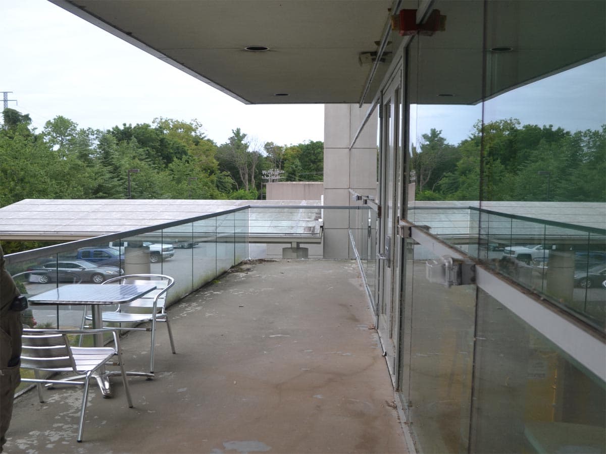 Wesley Long Balcony - MWM Construction